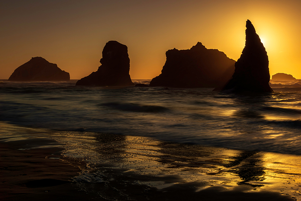 3950 Bandon Beach by Searching Lens Photography