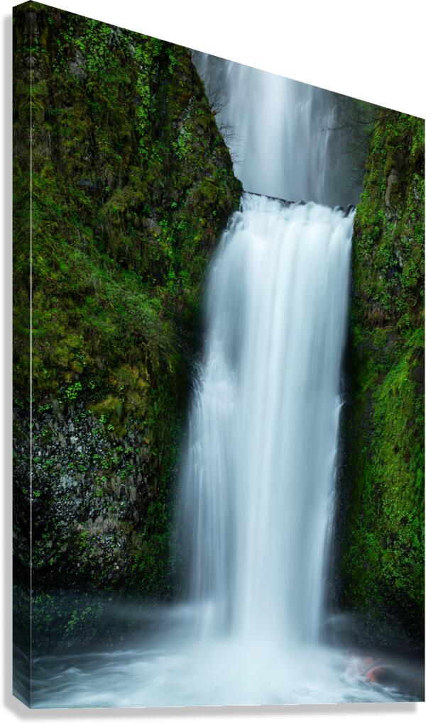 2492 Multnomah Falls Canvas Print