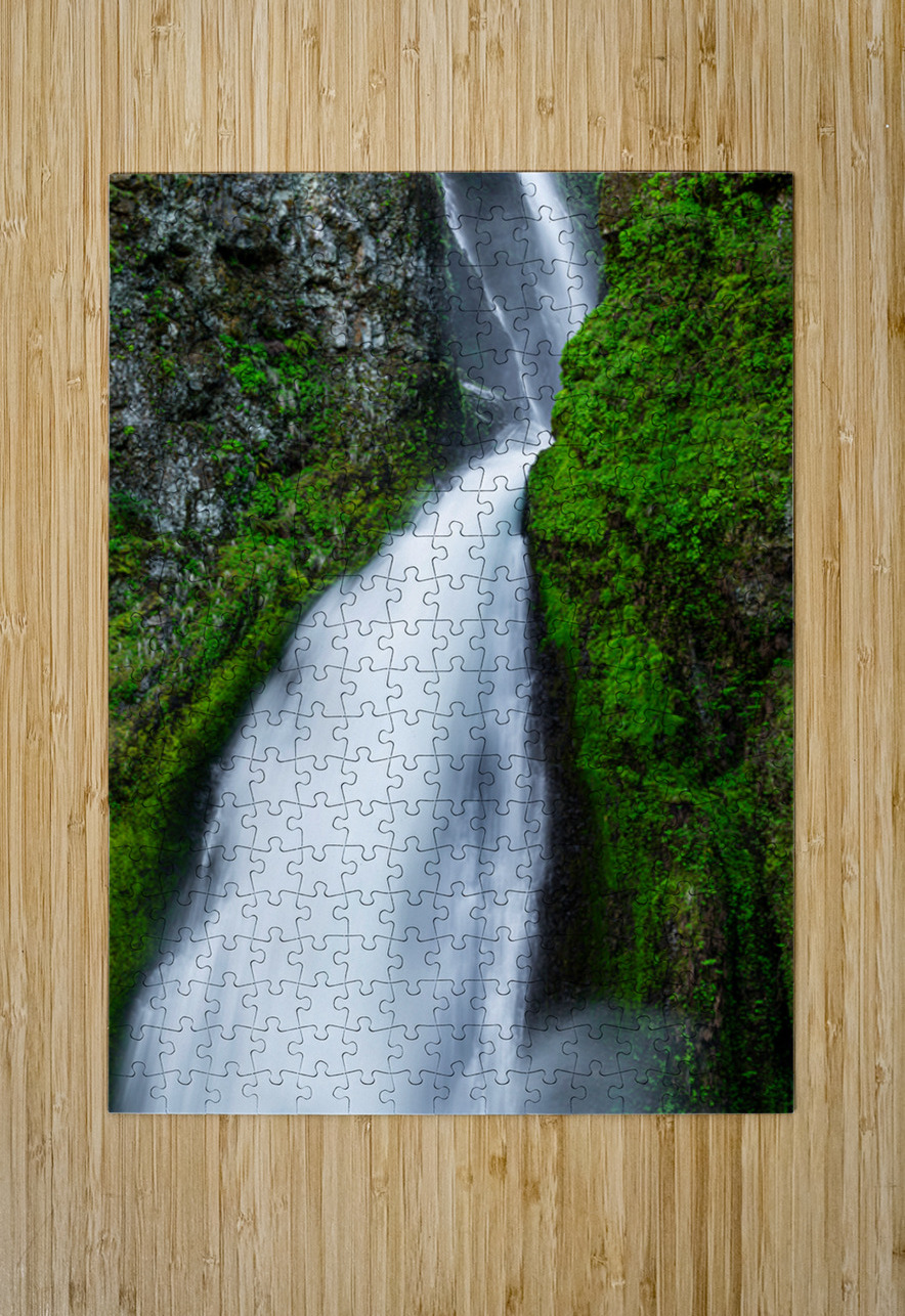 2557 Wahclella Falls Searching Lens Photography Puzzle printing